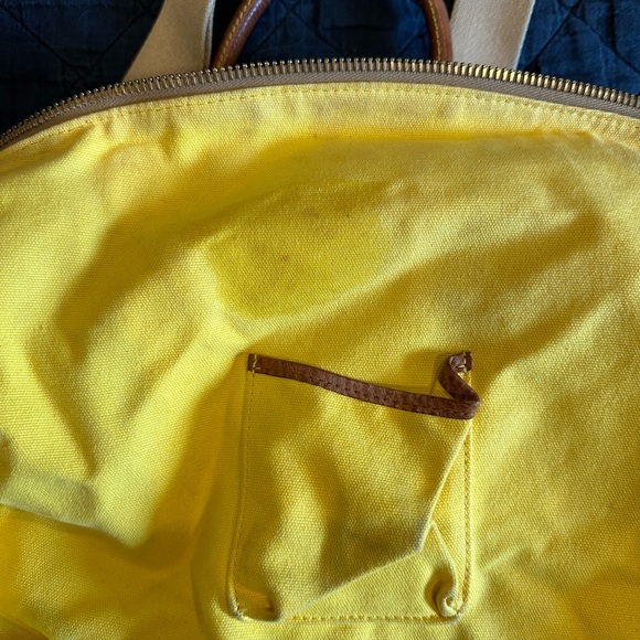 Dooney & Bourke red canvas satchel w crossbody strap - Picture 4 of 16